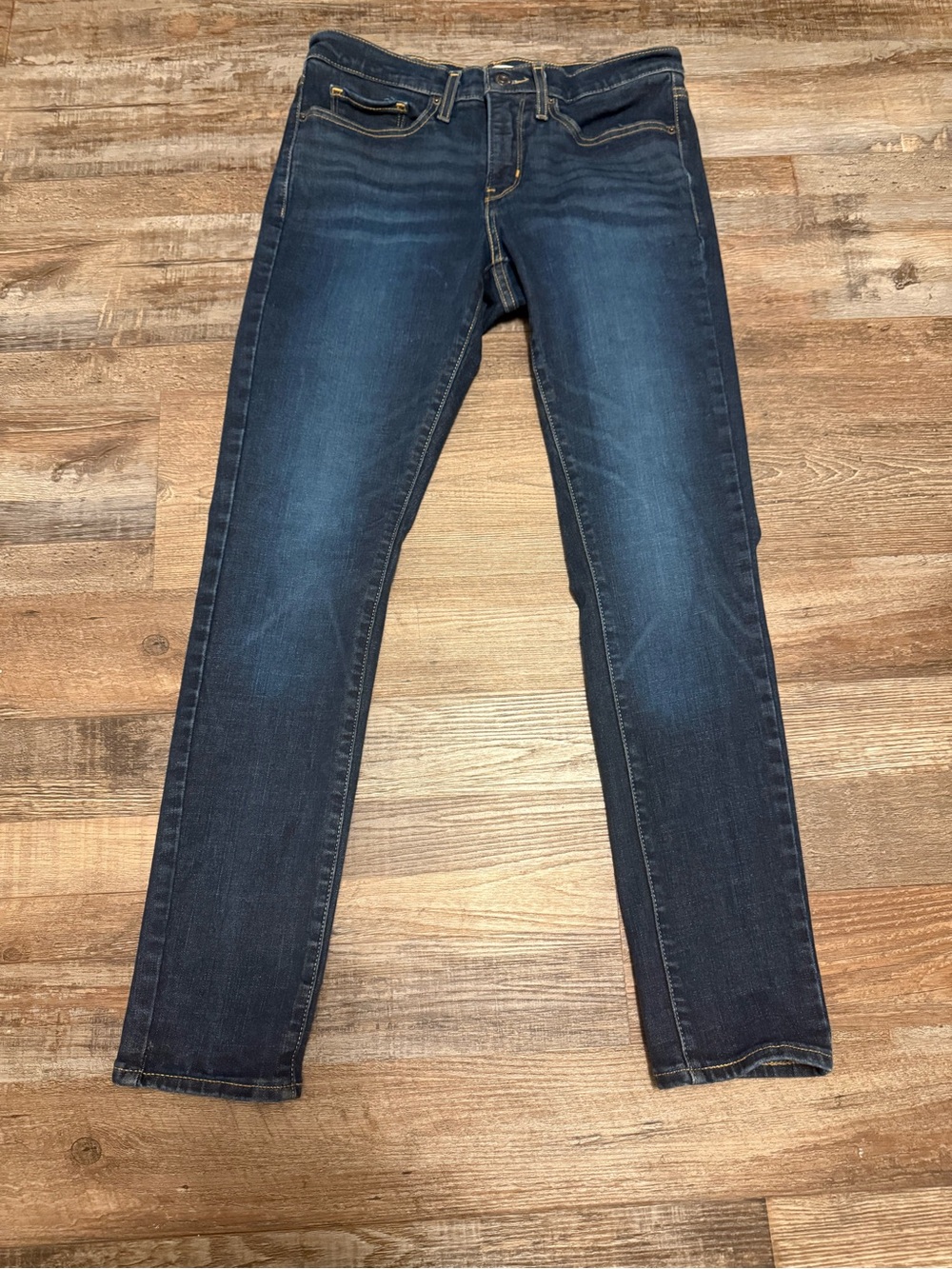 Levi's Women's Indigo Skinny Jeans Size 28 / 6 EUC